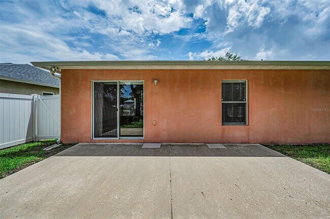 Building Photo - 17029 Torvest Ct