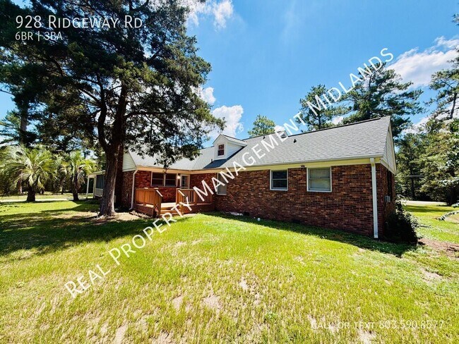 Building Photo - 928 Ridgeway Rd