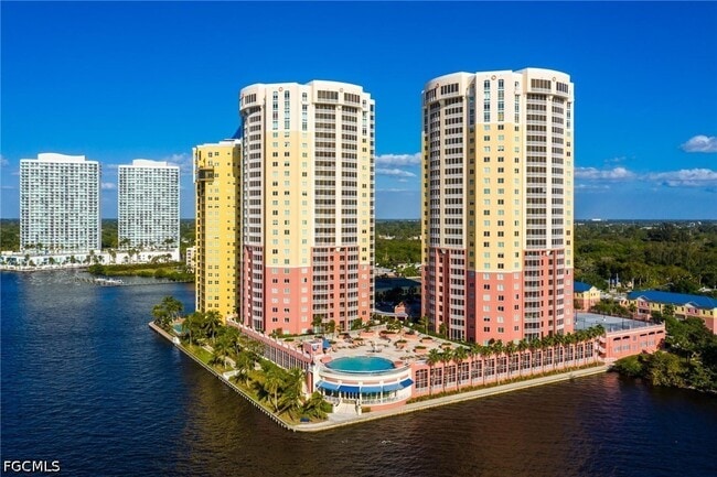 Building Photo - 2745 First St