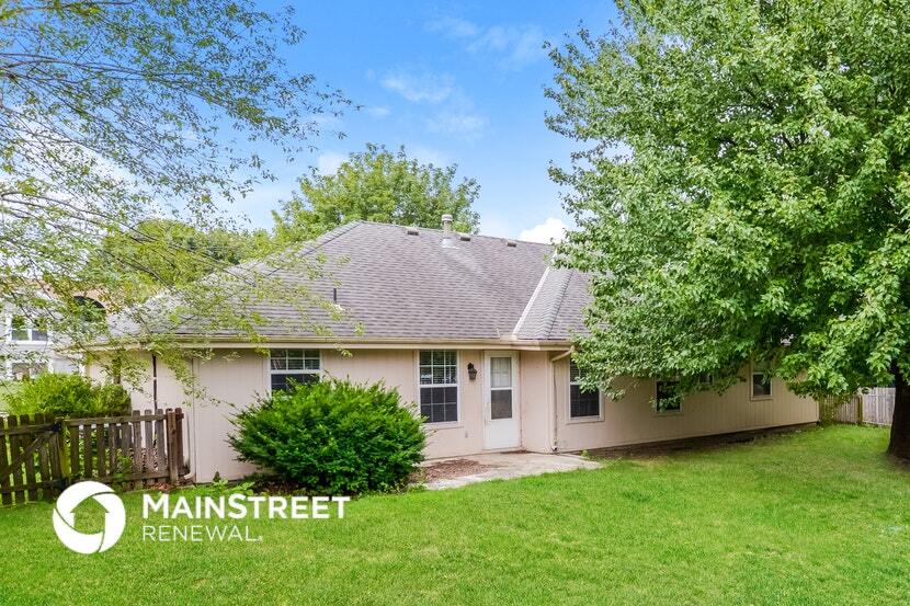 Building Photo - 1602 Cooper Dr