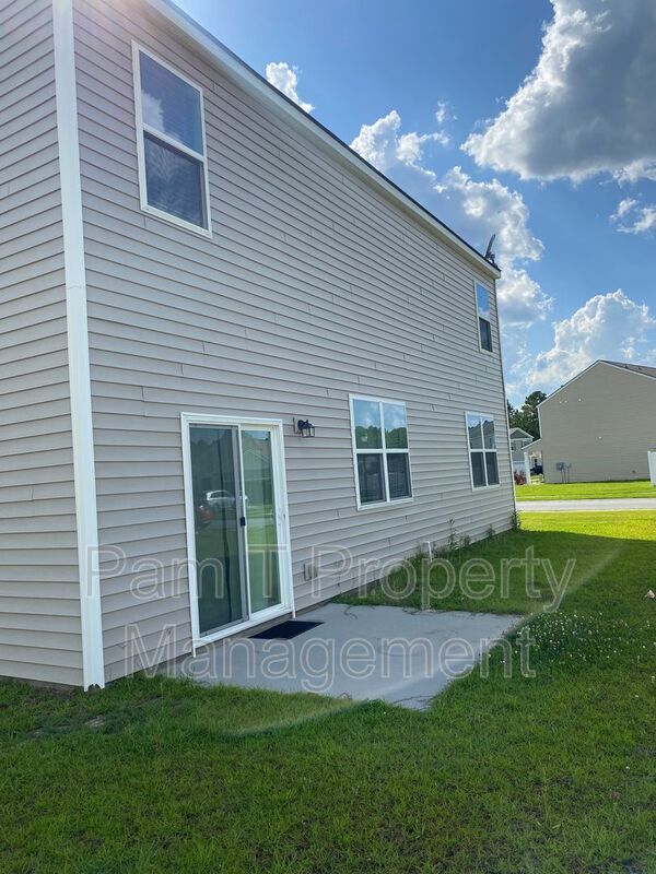 Building Photo - 124 Troupe Dr
