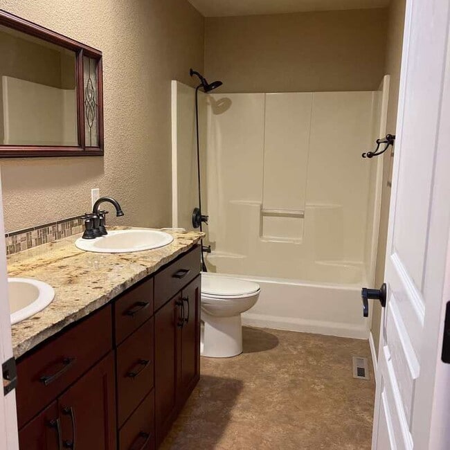 Building Photo - 2235 NW 15th St