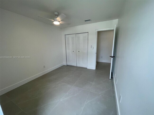 Building Photo - 3325 NW 79th Way