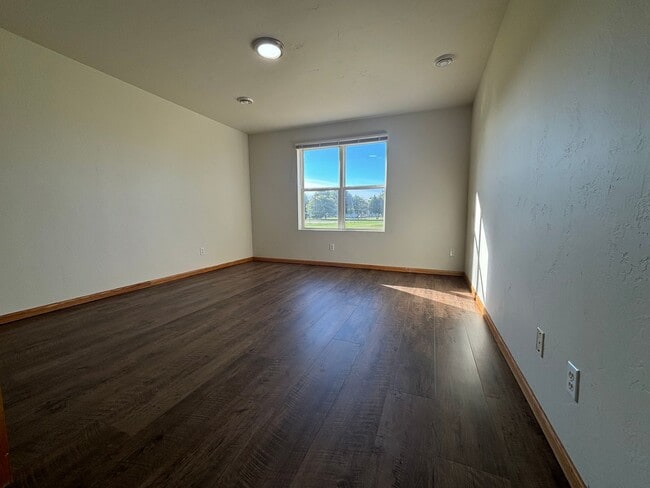 Building Photo - 416-418 Pecor St