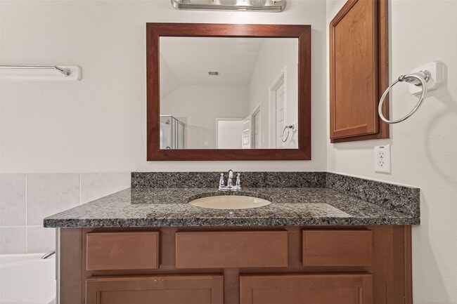 Building Photo - 17506 Waeback Dr