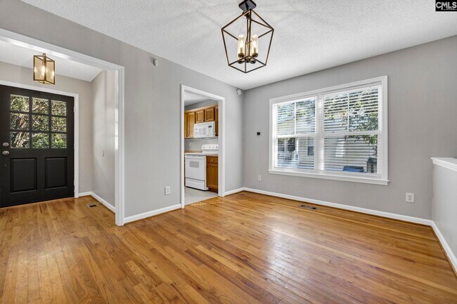 Building Photo - 23 Graymont Cir