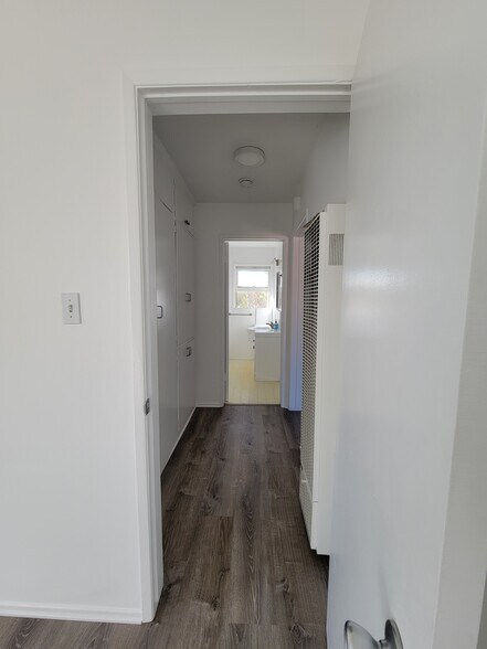 Building Photo - 3708 Corinth Ave