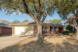 Building Photo - 1308 Lochaline Loop