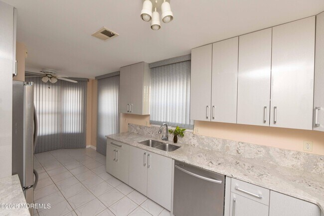 Building Photo - 26 Buford Ct