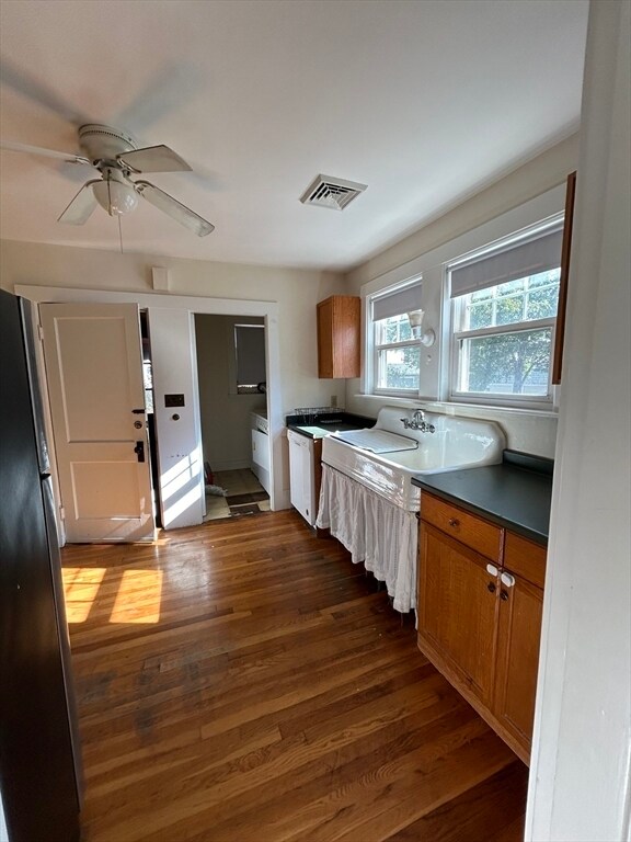 Building Photo - 88 Poplar St