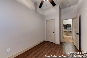 Building Photo - 511 Pecan Forest
