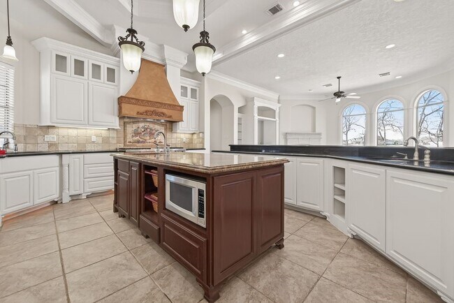 Building Photo - 4011 Westerdale Dr