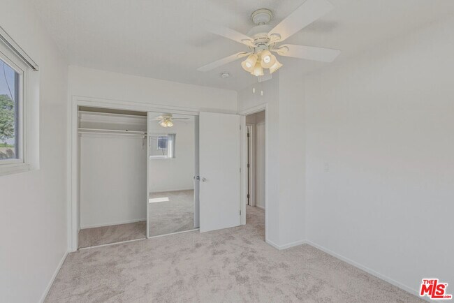 Building Photo - 2701 Kansas Ave