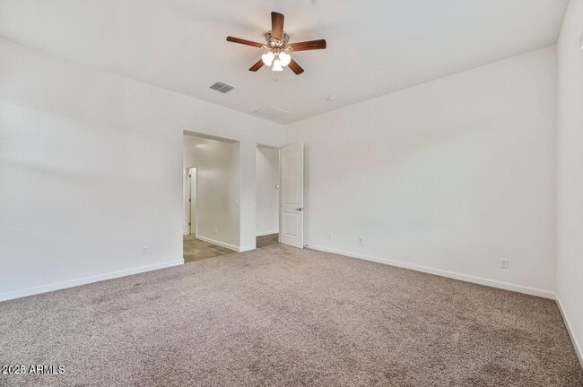 Building Photo - 19250 E Carriage Way