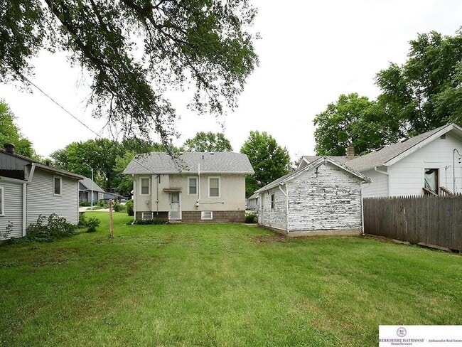 Building Photo - 2032 N 65th Ave