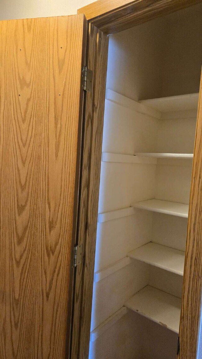 Building Photo - 8635 Clay St