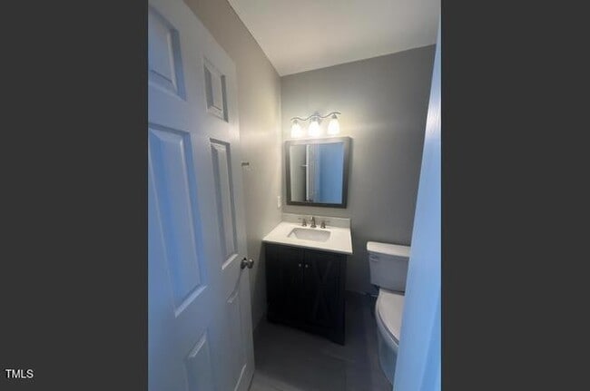 Building Photo - 4720 Walden Pond Dr