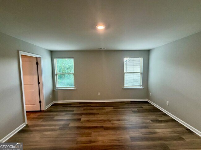 Building Photo - 3128 Baylor Cir