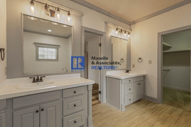 Building Photo - 3 Bed/2 Bath Home in Germantown School District