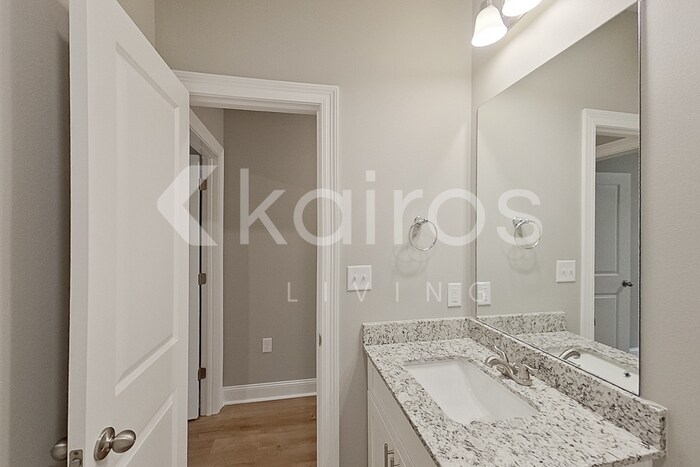 Building Photo - 22834 Balsam Dr