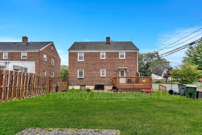 Building Photo - 401 Sanford Ave