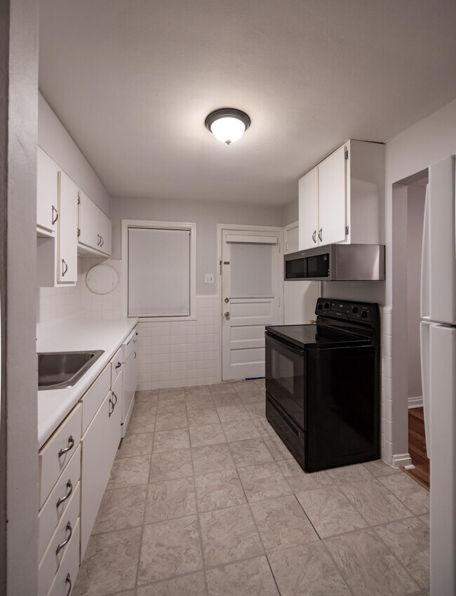 Building Photo - 524 Laven del Ln