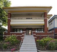 Building Photo - Alexander