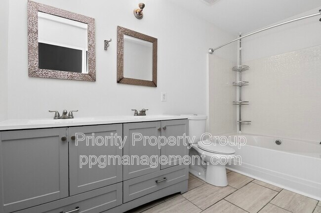 Building Photo - 12304 Verdant Ct