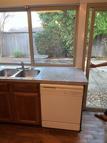 Building Photo - 1605 Spanish Trail