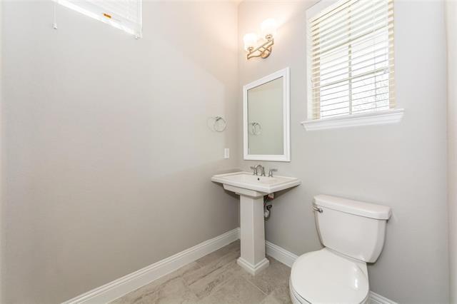 Building Photo - 6816 Royal Liverpool Dr