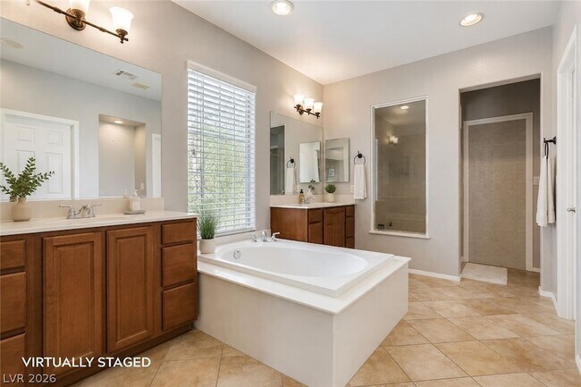 Building Photo - 1149 Jerez Ct