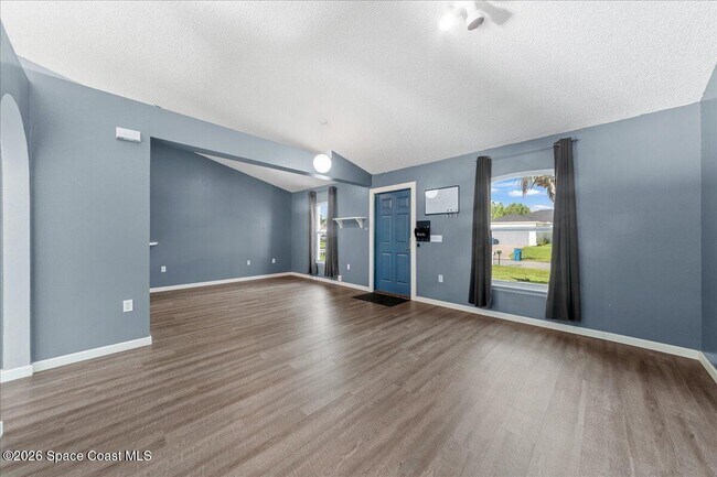 Building Photo - 3227 Warsaw Ave SE