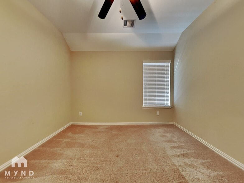 Building Photo - 2925 Fox Ledge Ct