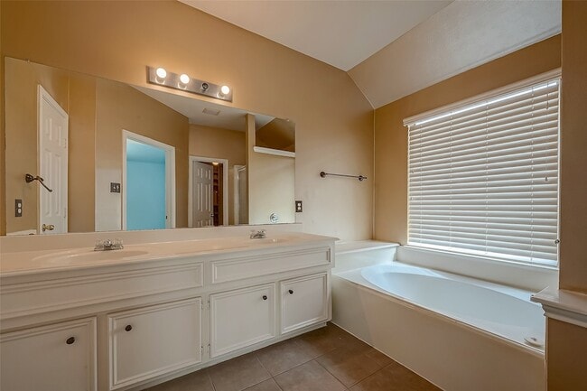 Building Photo - 2102 Cory Crossing Ln