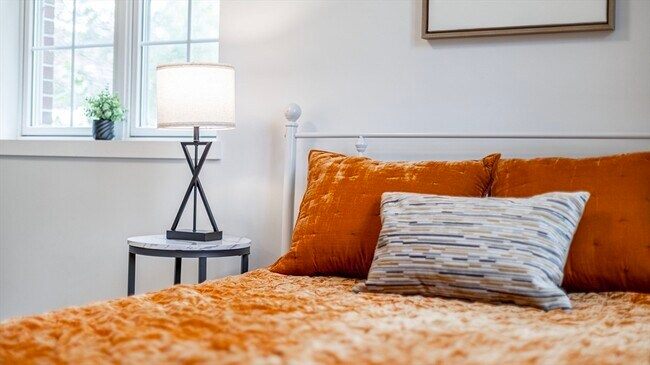 Building Photo - 1505 Commonwealth Ave