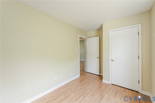 Building Photo - 811 Kiefer Field Ct