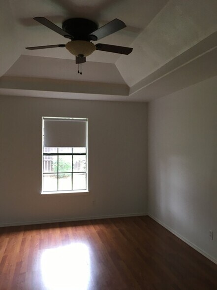 Building Photo - 3622 Calle Nortenia