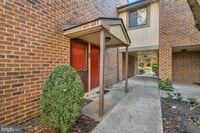 Building Photo - 604B Cypress Point Cir