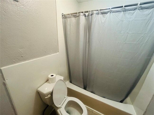 Building Photo - 7900 S Orange Blossom Trl