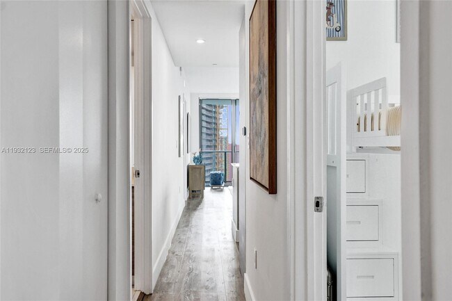 Building Photo - 1300 S Miami Ave