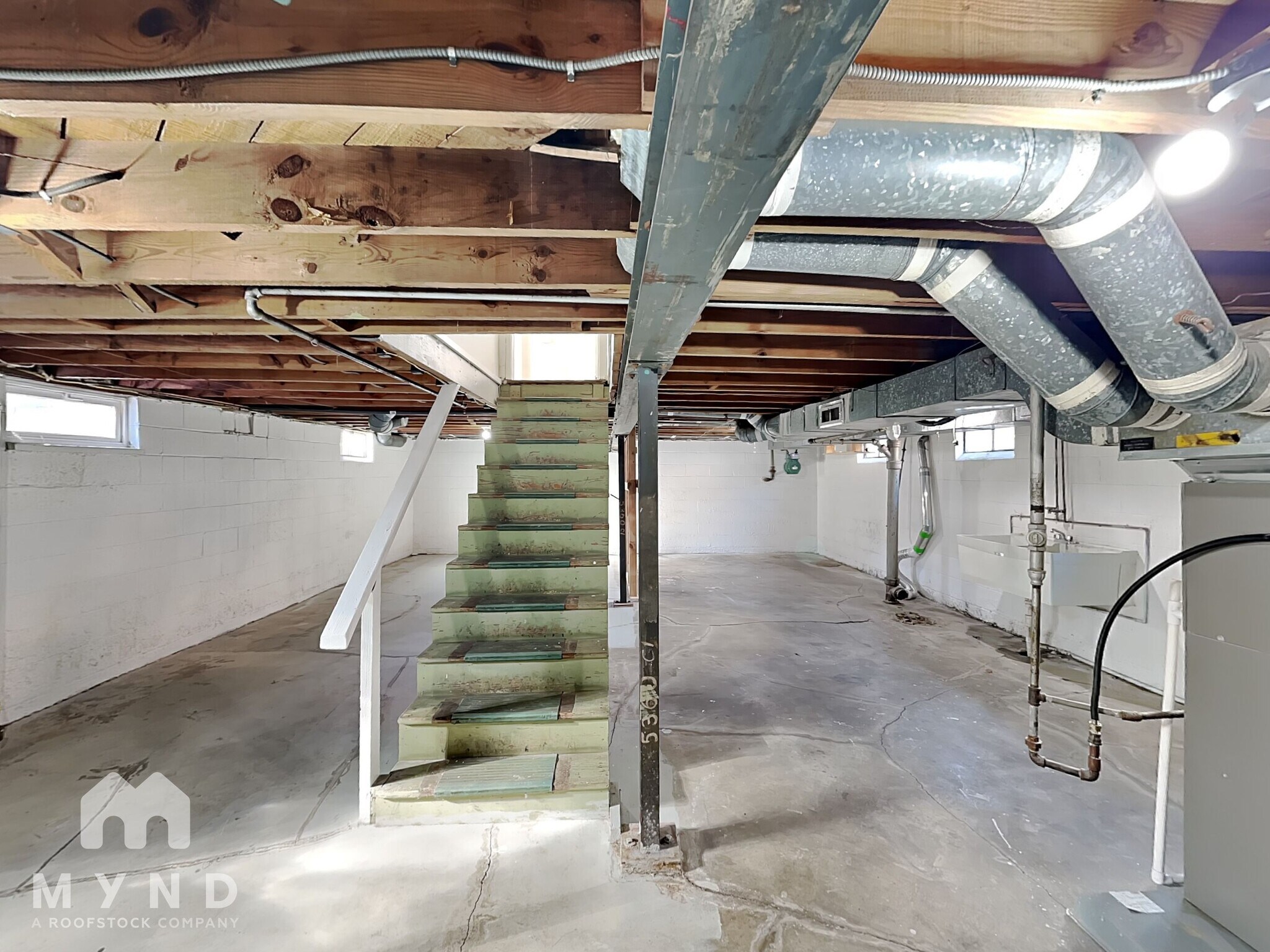 Building Photo - 675 Brookside Dr