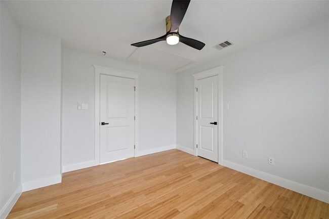 Building Photo - 1207 32nd St