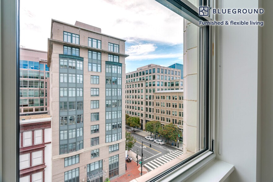 Building Photo - 425 8th St NW