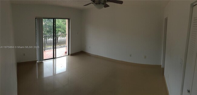 Building Photo - 5825 W 25th Ct