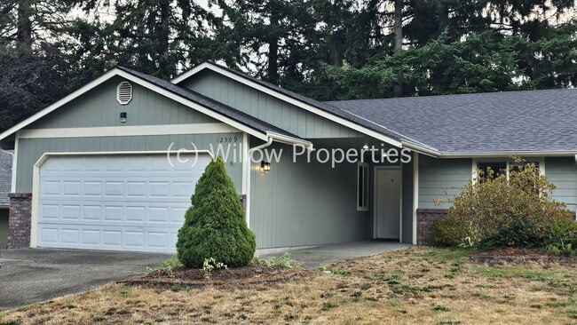 Primary Photo - 3-Bedroom Duplex in Puyallup with 2 Full B...