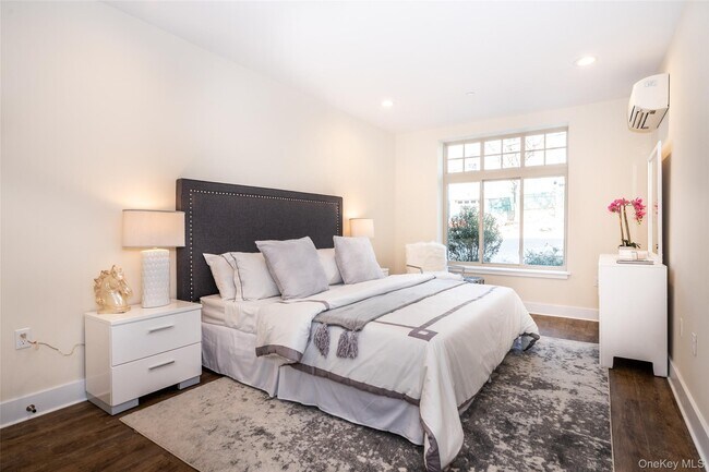 Building Photo - 40 Jackson Ave