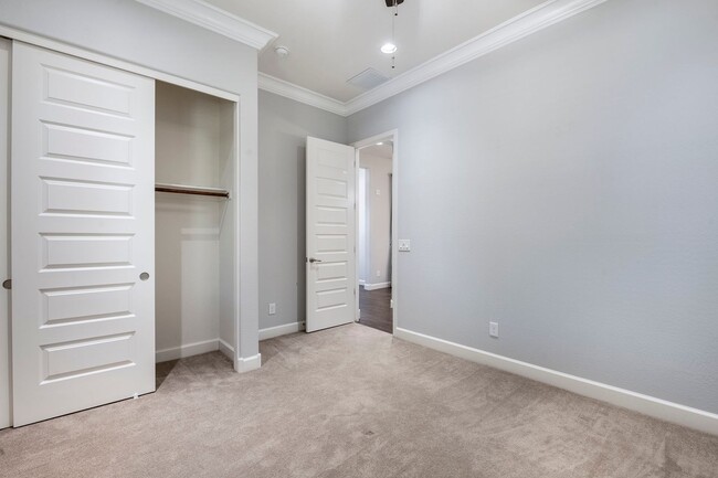 Building Photo - Gorgeous and spacious home in Gilbert, AZ!