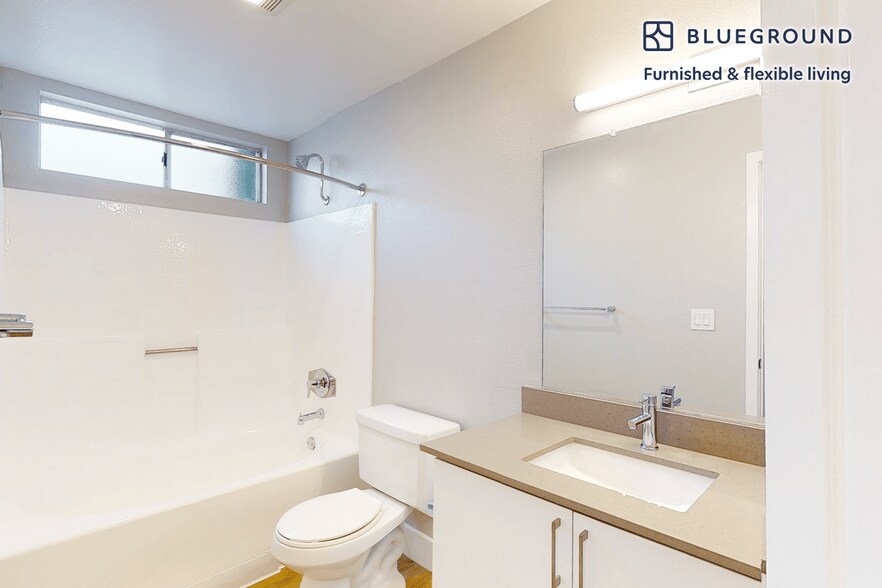 Building Photo - 3831 Orchid Ln