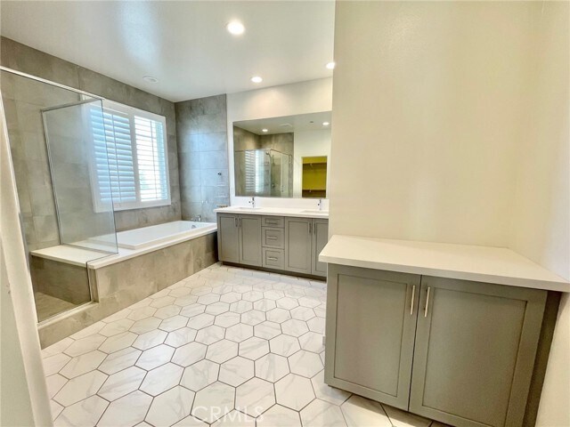 Building Photo - 106 Menkar