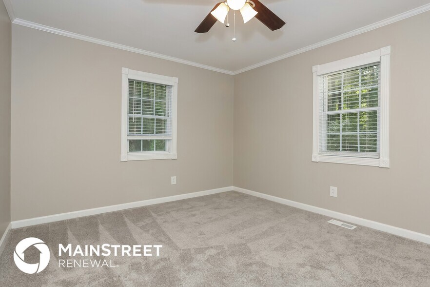 Building Photo - 147 Acorn Dr